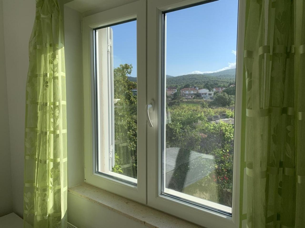 Vinka Apartment Sreser Eksteriør billede
